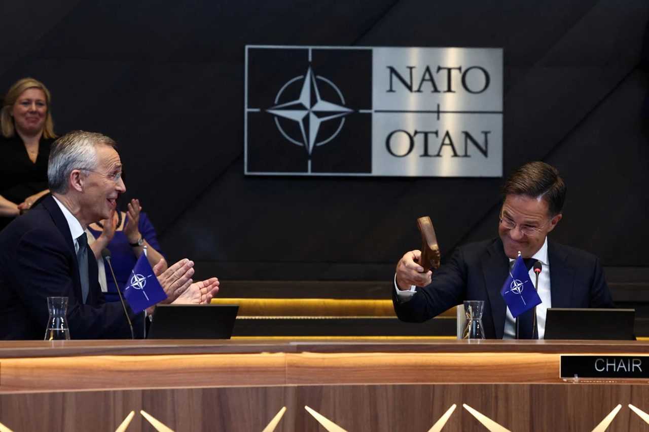 NATO'da Tarihi Değişim: Stoltenberg'den Görevi Devraldı 3 NATOda Tarihi Degisim Stoltenbergden Gorevi Devraldi 3