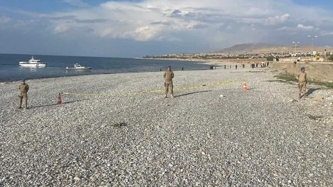 Rojin'in Cansız Bedeni 18 Gün Sonra Van Gölü'nde Bulundu 2 Rojinin Cansiz Bedeni 18 Gun Sonra Van Golunde Bulundu 3
