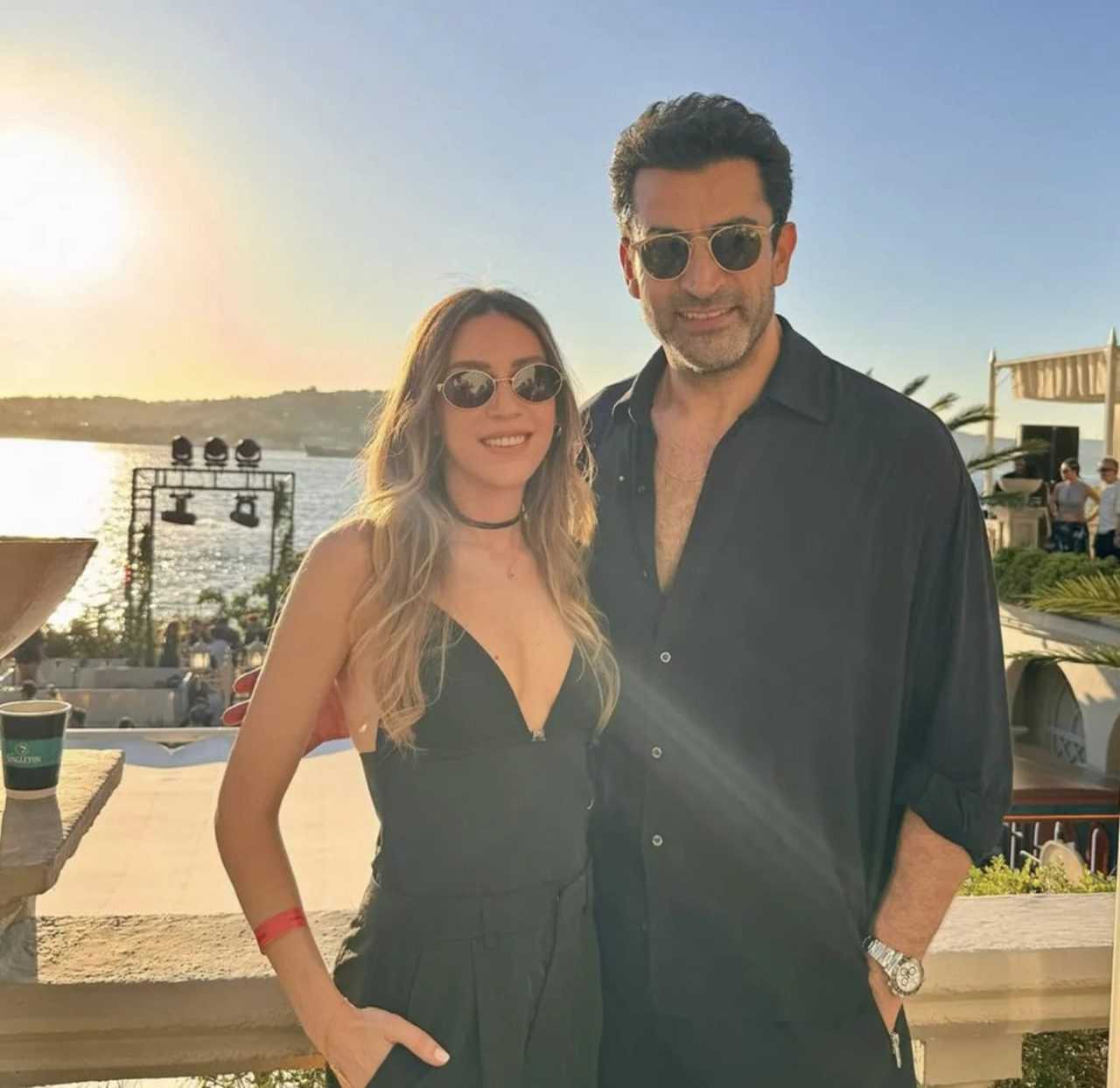 Sinem Kobal: İki Çocuk Annesi Setlere Dönüyor 3 Sinem Kobal Iki Cocuk Annesi Setlere Donuyor 4