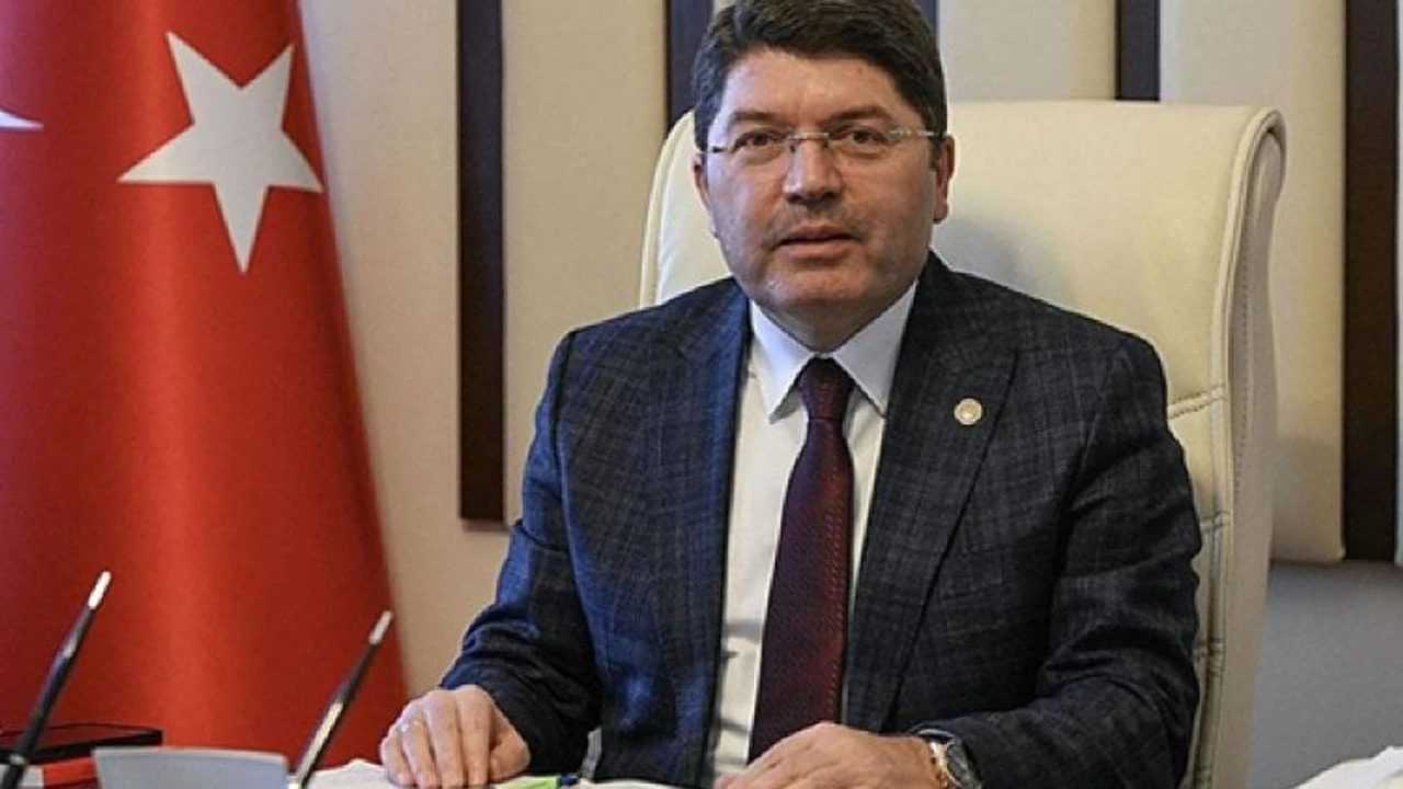Sosyal Medya Krizinde Adalet Bakanı'ndan Sert Açıklama 1 Sosyal Medya Krizinde Adalet Bakanindan Sert Aciklama 2