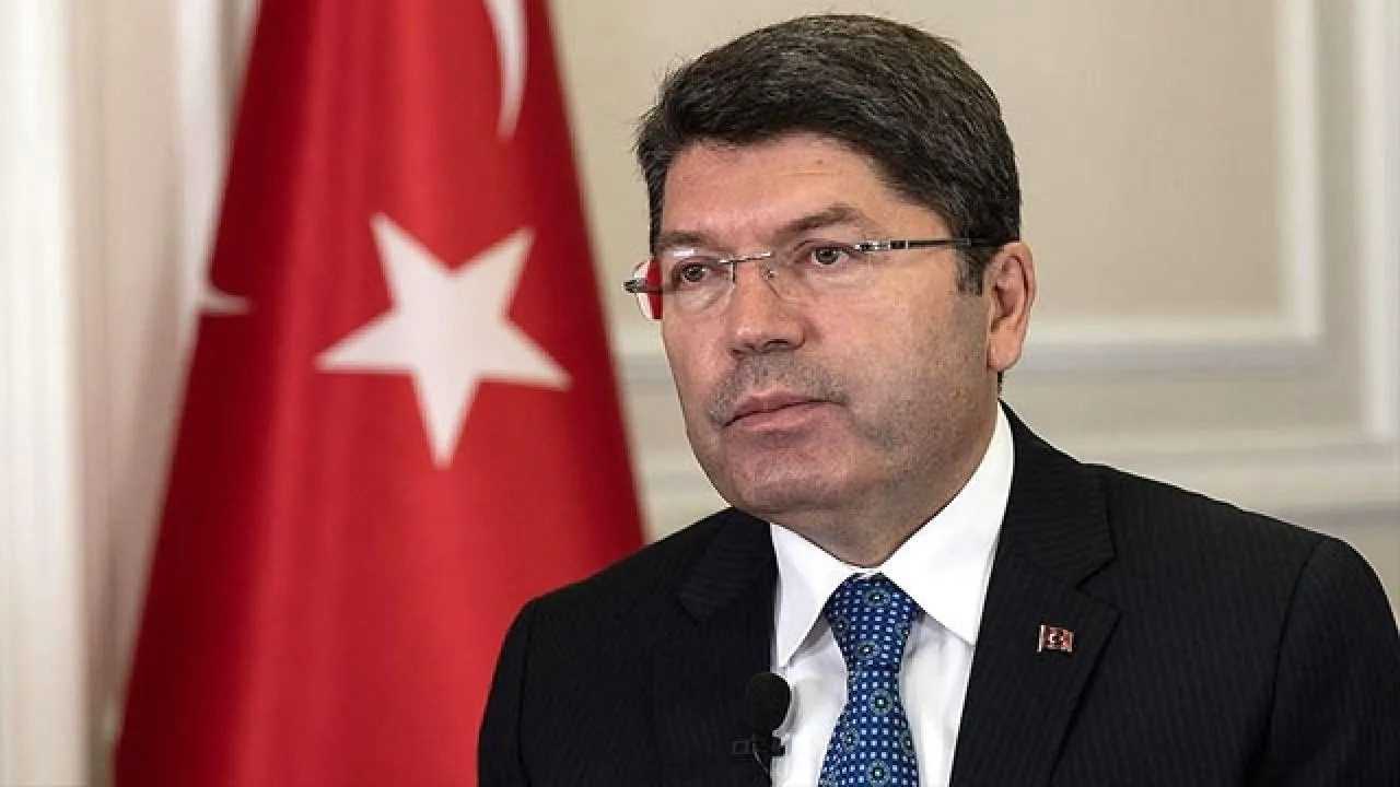 Sosyal Medya Krizinde Adalet Bakanı'ndan Sert Açıklama 2 Sosyal Medya Krizinde Adalet Bakanindan Sert Aciklama 3