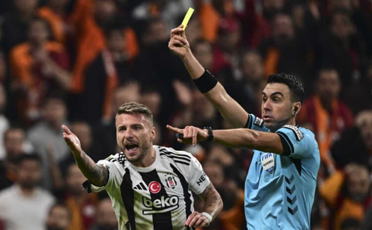 Tartışmalı Derbi: Arda Kardeşler Beşiktaş'ı Ayaklandırdı 2 Tartismali Derbi Arda Kardesler Besiktasi Ayaklandirdi 3