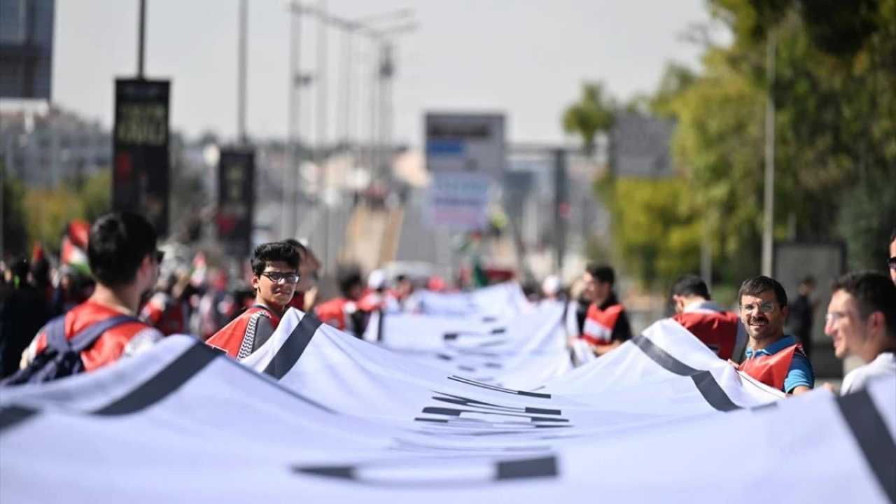 Türkiye, Gazze'ye Destek İçin Tek Yürek Oluyor 4 Turkiye Gazzeye Destek Icin Tek Yurek Oluyor 5