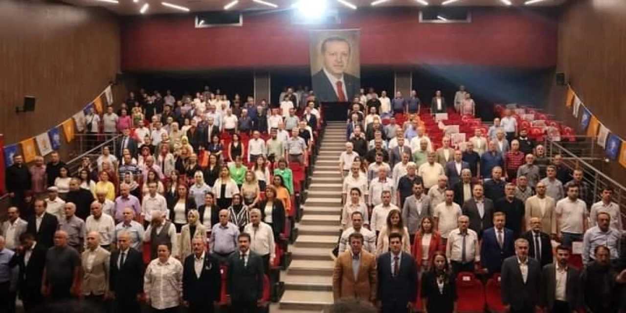Zeybekci: 2025'te Ekonomi Rahatlayacak 2 Zeybekci 2025te Ekonomi Rahatlayacak 3