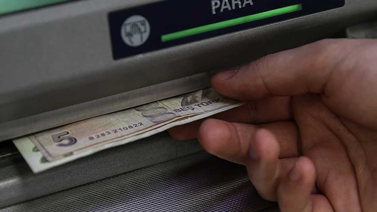 2024te Emeklilere 1206 Memurlara 799 Zam Mujdesi 2