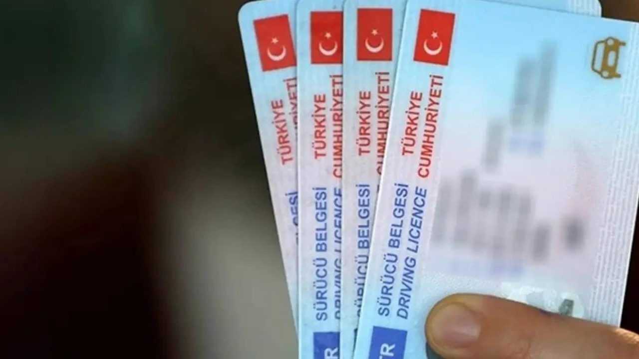 2025te Ehliyet ve Pasaport ucretleri rekor artis gorecek 2
