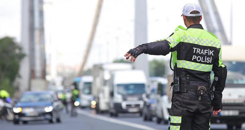 2025’te Trafik Cezaları Uçuyor: Yeni Tutarlar Şaşırtıyor
