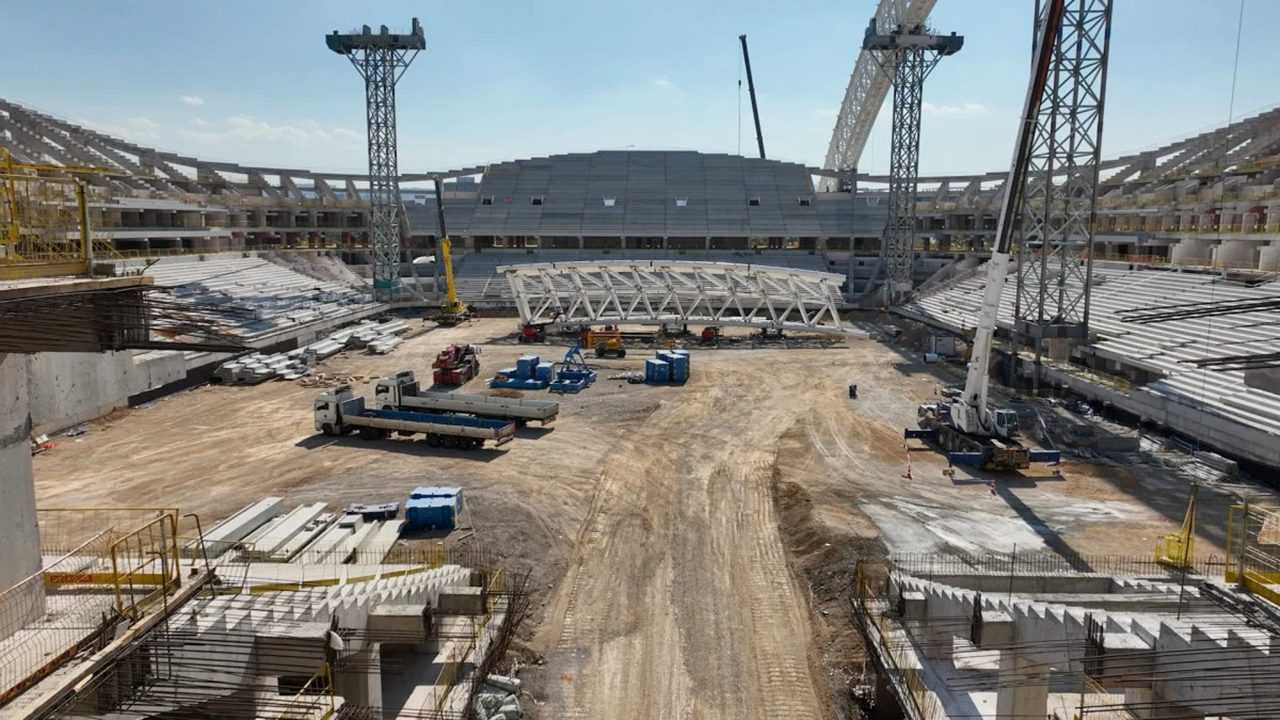 Ankaranin Yeni Yildizi Futbol Topu Seklinde Dev Stadyum 5