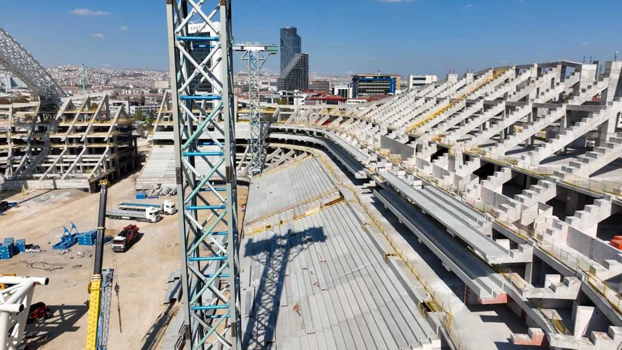Ankaranin Yeni Yildizi Futbol Topu Seklinde Dev Stadyum 6