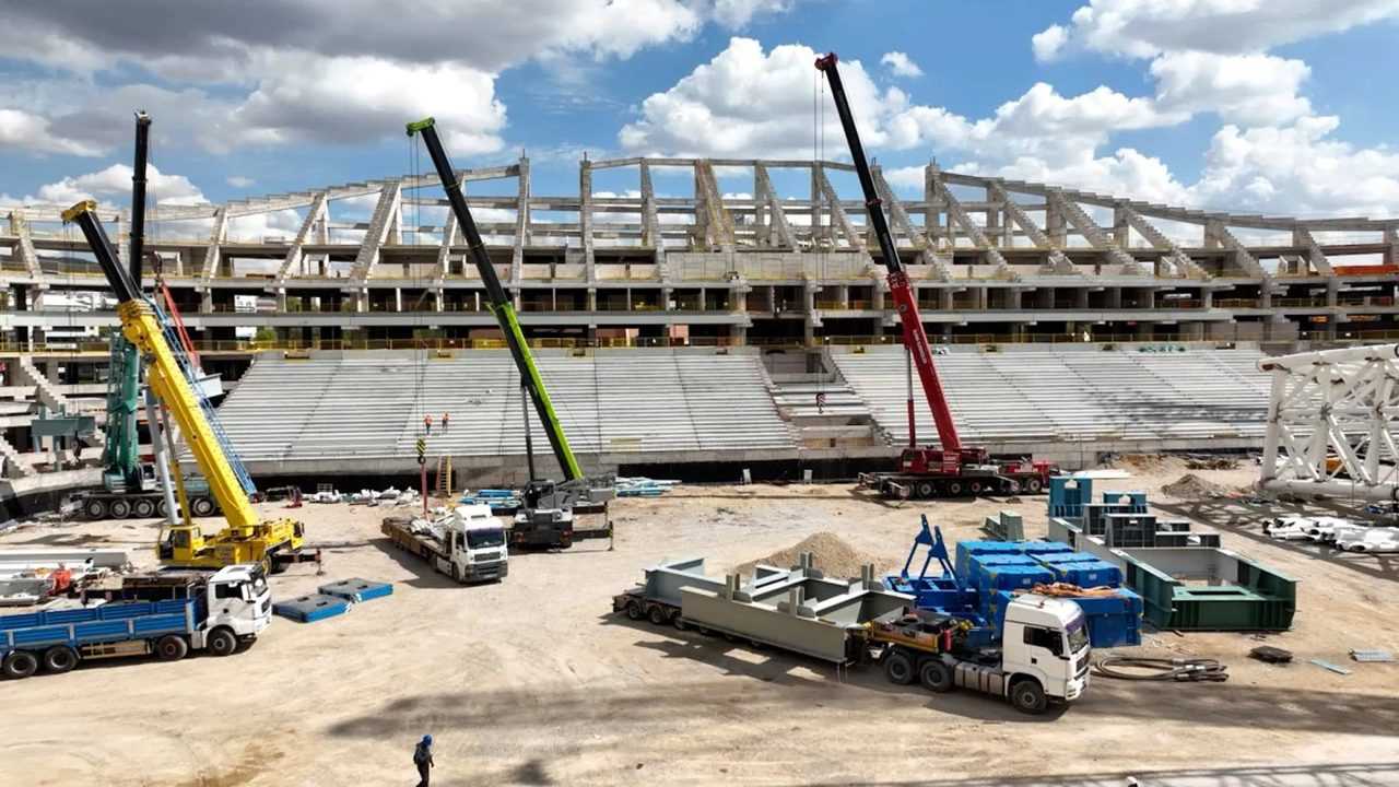 Ankaranin Yeni Yildizi Futbol Topu Seklinde Dev Stadyum 9