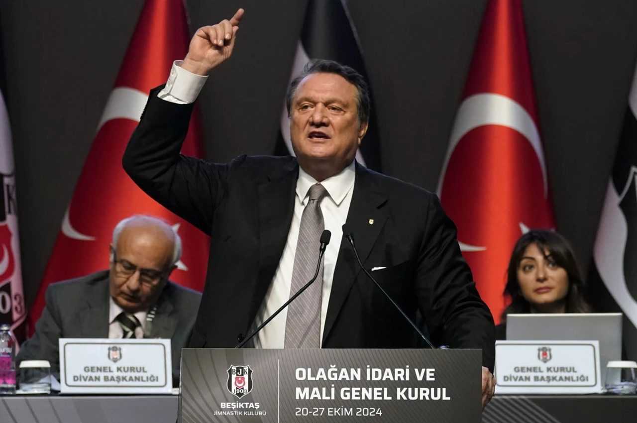 Besiktasta Sarsici Degisim Arat Istifa Yucel Baskan 2