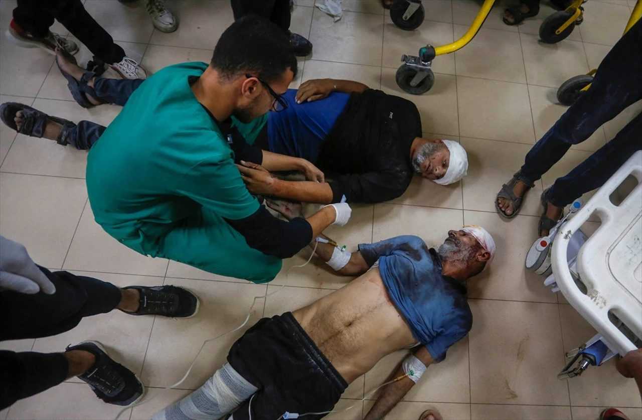 Bombardıman Altında Hayatta Kalma Mücadelesi 2 Bombardiman Altinda Hayatta Kalma Mucadelesi 3