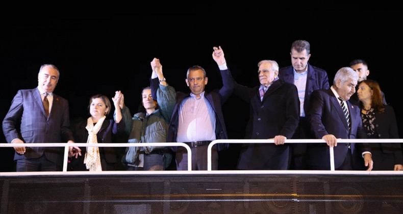 CHP’de Kayyum Krizi: İki Farklı Ses, Tek Ortak Hedef