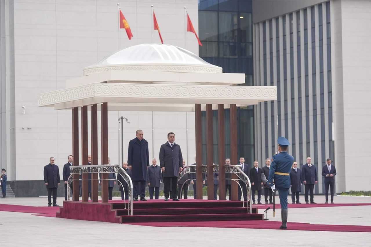 Erdoğan Kırgızistan'da 19 Anlaşma İmzaladı 1 Erdogan Kirgizistanda 19 Anlasma Imzaladi 2