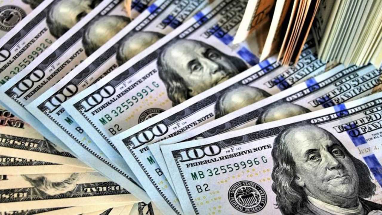 Faiz, Enflasyon ve Riskler: Ekonomi Çalkalanıyor 2 Faiz Enflasyon ve Riskler Ekonomi Calkalaniyor 3