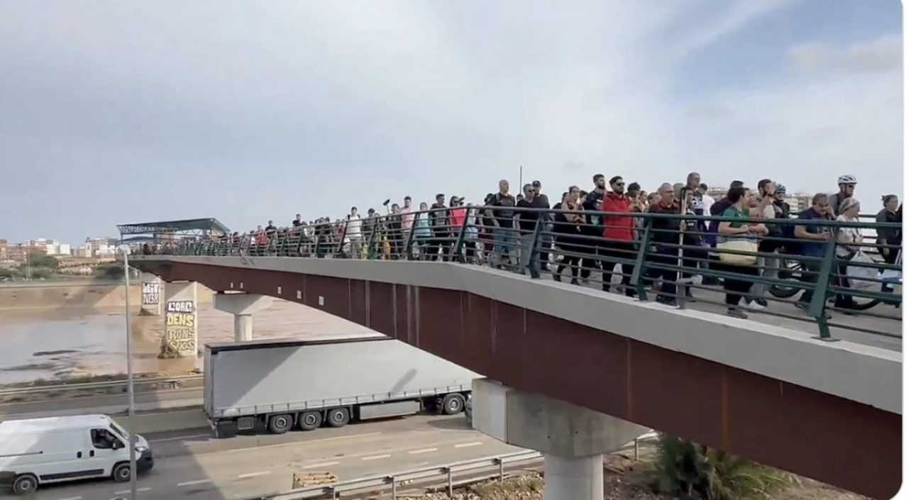 İspanya’da Sekiz saatte Sel felaketi: Can kaybı ve Yıkım 1 Ispanyada Sekiz saatte Sel felaketi Can kaybi ve Yikim 2
