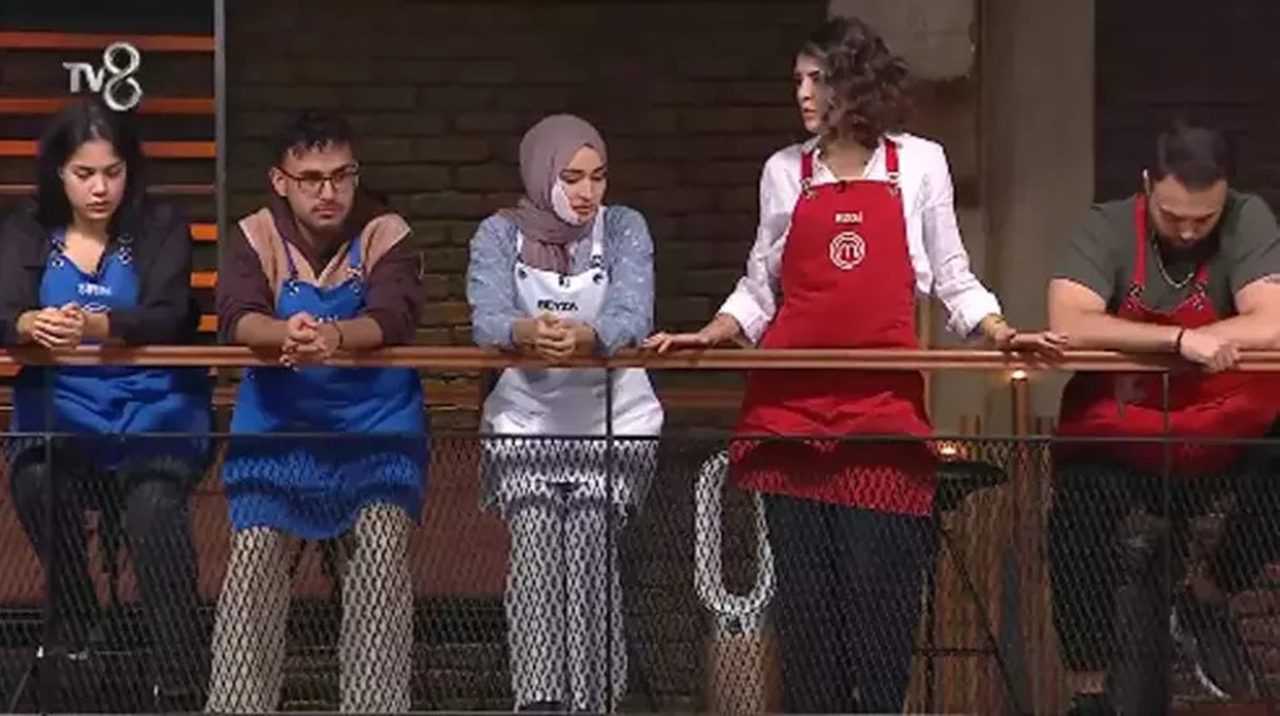 Masterchef'te Bir İsim Daha Hayallerine Veda Etti 3 Masterchefte Bir Isim Daha Hayallerine Veda Etti 4