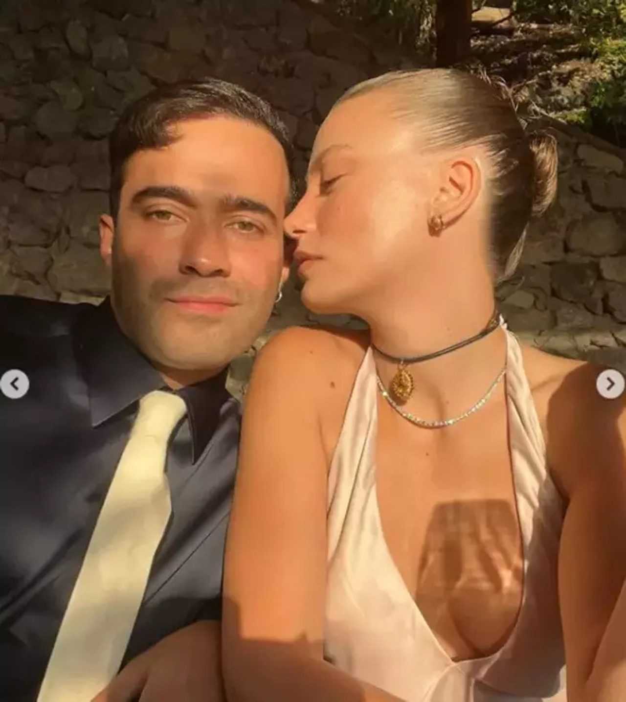 Şıklık ve Zarafet: Sarıkaya ve Erçel'in Büyüleyici Gecesi 4 Siklik ve Zarafet Sarikaya ve Ercelin Buyuleyici Gecesi 5