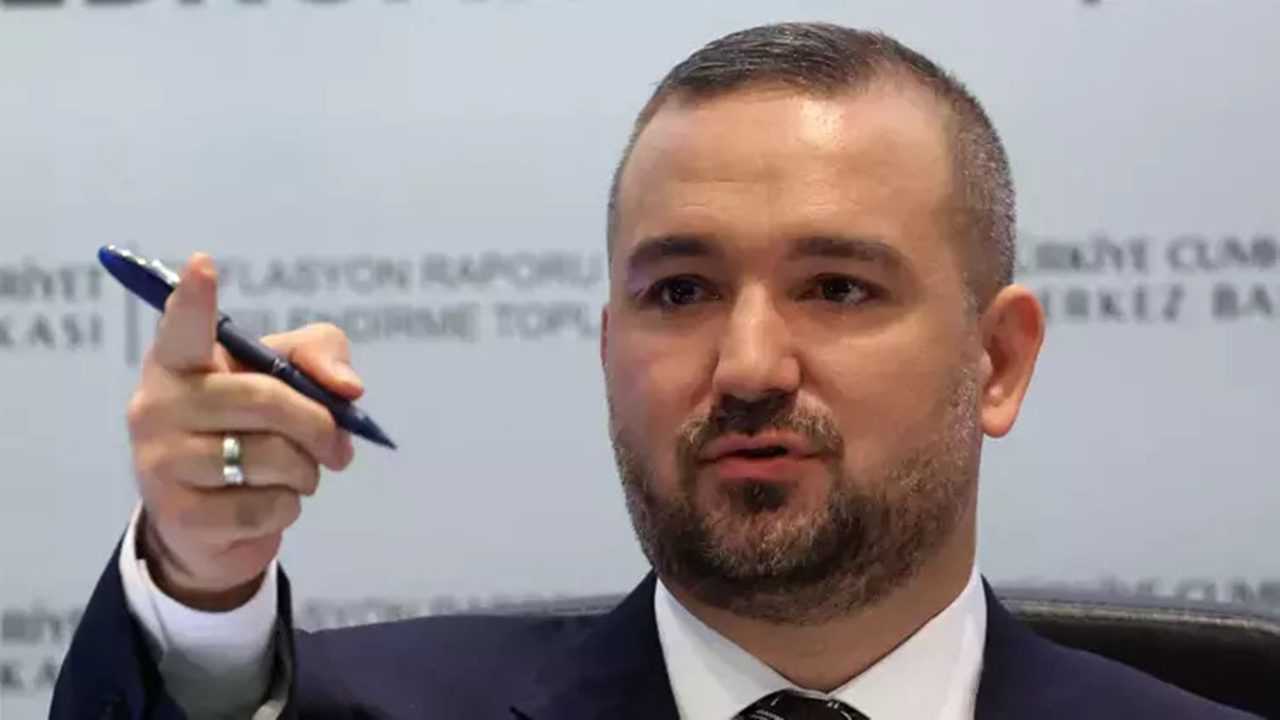TCMB Başkanı Karahan: Enflasyon Düşerken Faiz Sıkı Kalacak 2 TCMB Baskani Karahan Enflasyon Duserken Faiz Siki Kalacak 1