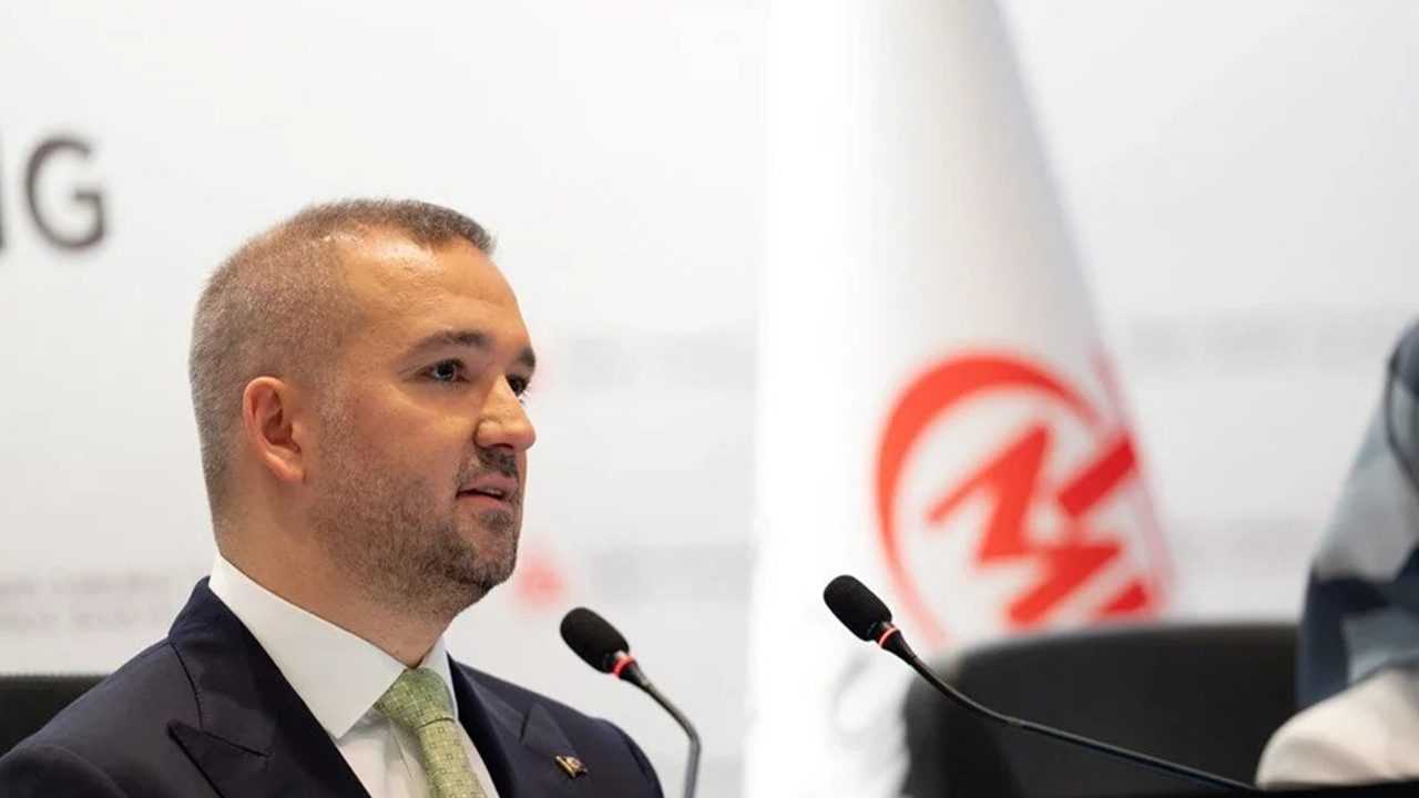 TCMB Başkanı Karahan: Enflasyon Düşerken Faiz Sıkı Kalacak 1 TCMB Baskani Karahan Enflasyon Duserken Faiz Siki Kalacak 2