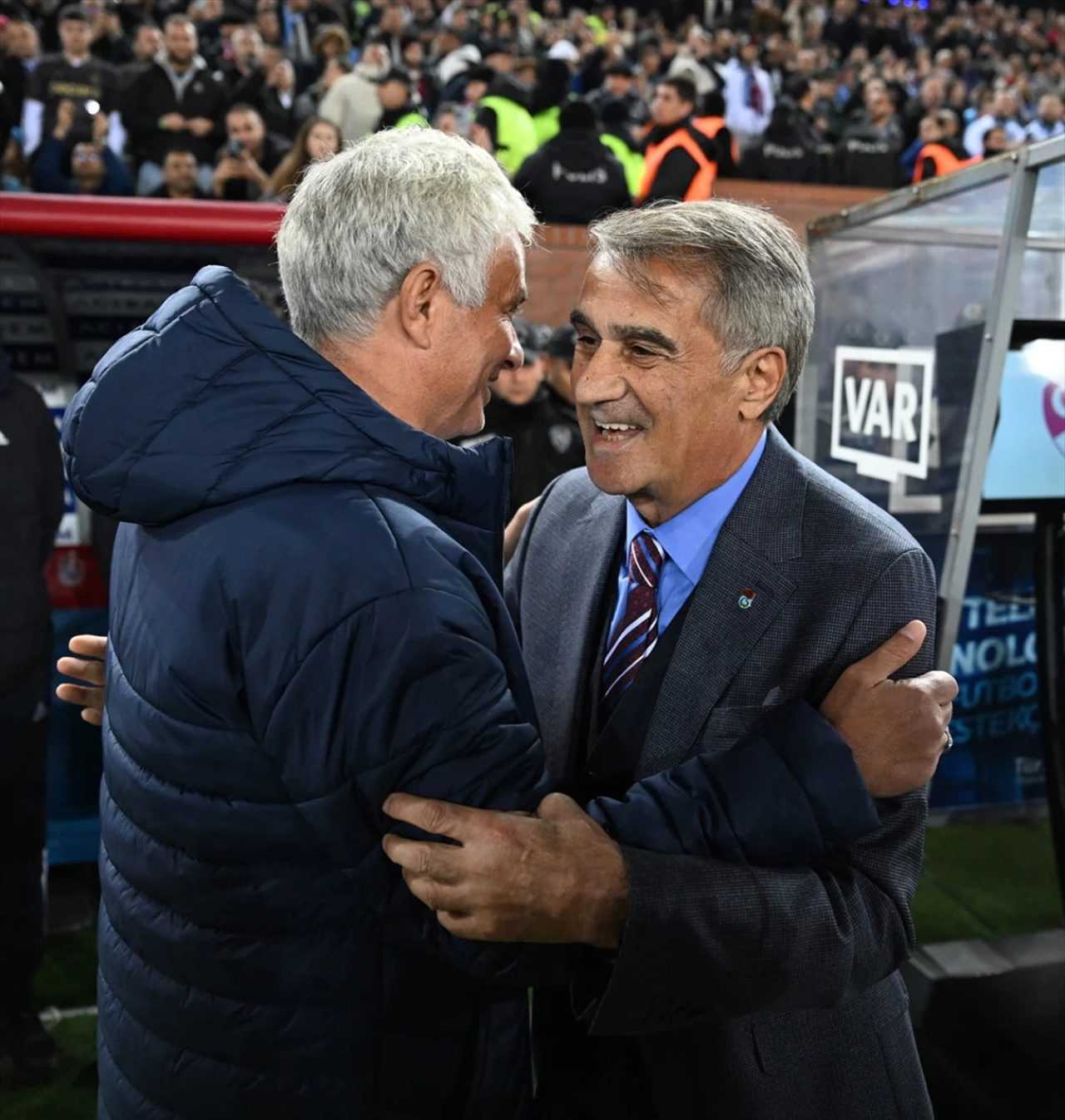 Trabzonspor Şokta: Fenerbahçe'ye 3-2 Yenildi 2 Trabzonspor Sokta Fenerbahceye 3 2 Yenildi 2