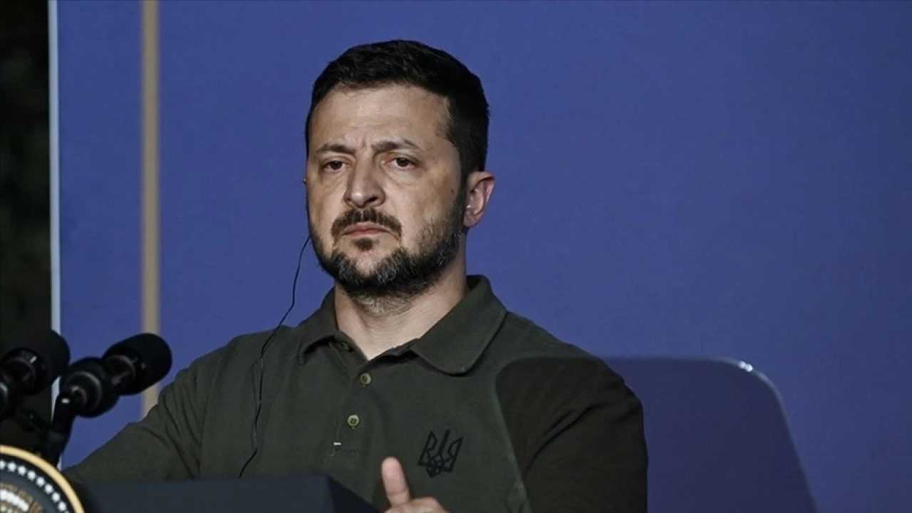 Trump’ın Zaferi ve Zelensky’nin Endişesi: Hızlı Ateşkes mi? 1 Trumpin Zaferi ve Zelenskynin Endisesi Hizli Ateskes mi 1