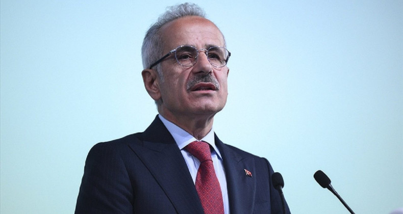 Ulaşımda Teknolojik Dönüşüm: Yüz Tanıma, 5G ve Hızlı Tren