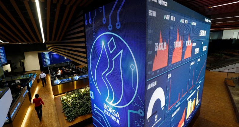 Borsa Gün Ortasında Yatay Seyretti