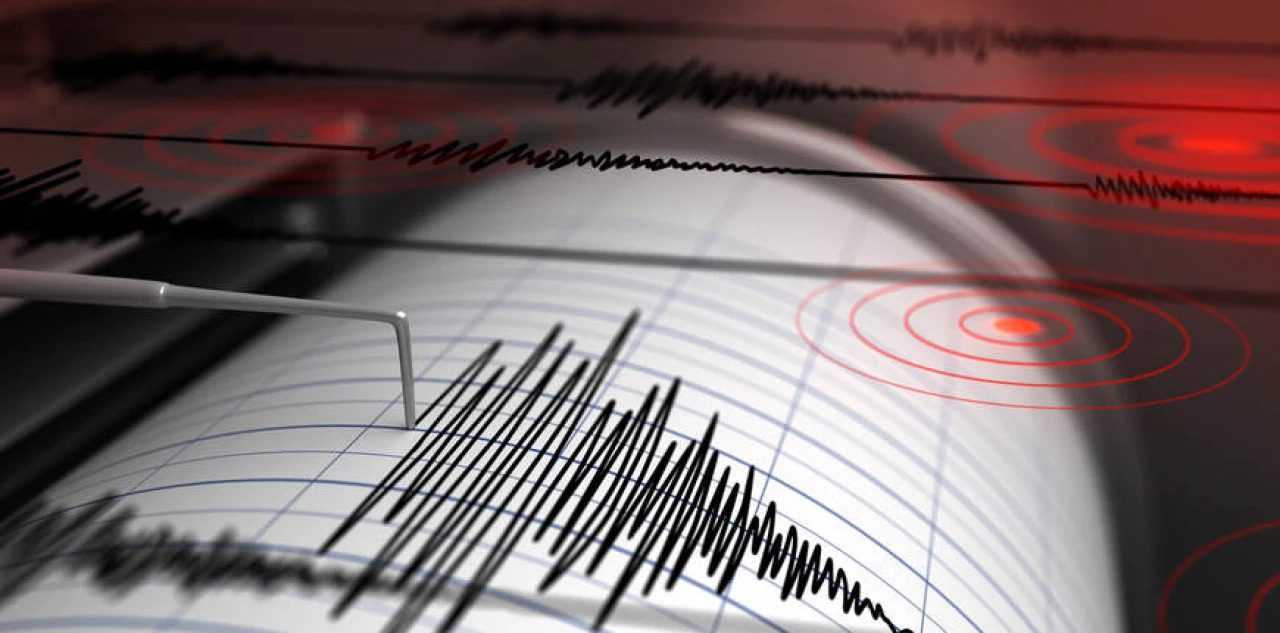 Akdeniz Sallandi 4.7 Buyuklugunde Deprem 3