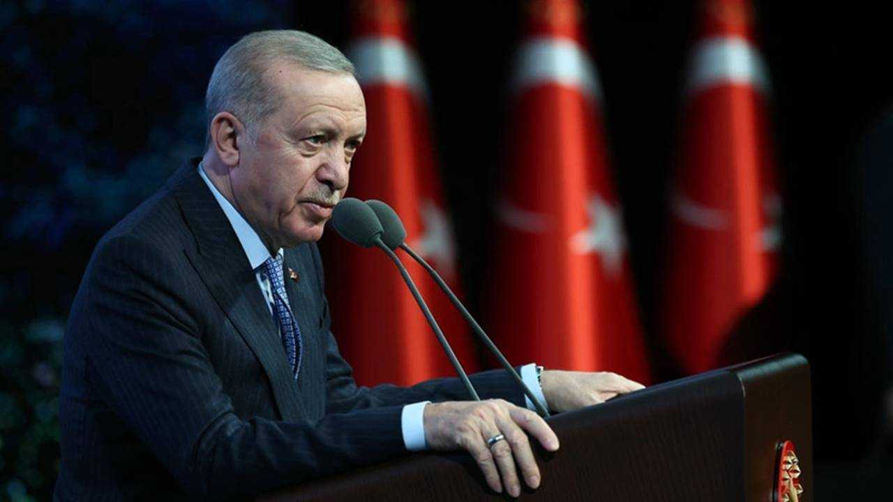 Asgari Ücrete Büyük Artış: Erdoğan'dan 2025 İçin Tarihi Zam 2 Asgari Ucrete Buyuk Artis Erdogandan 2025 Icin Tarihi Zam 3