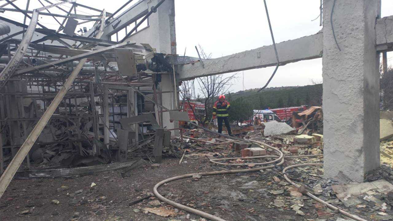 Balikesirde Muhimmat Fabrikasinda Patlama 12 Olu 5 Yarali 5