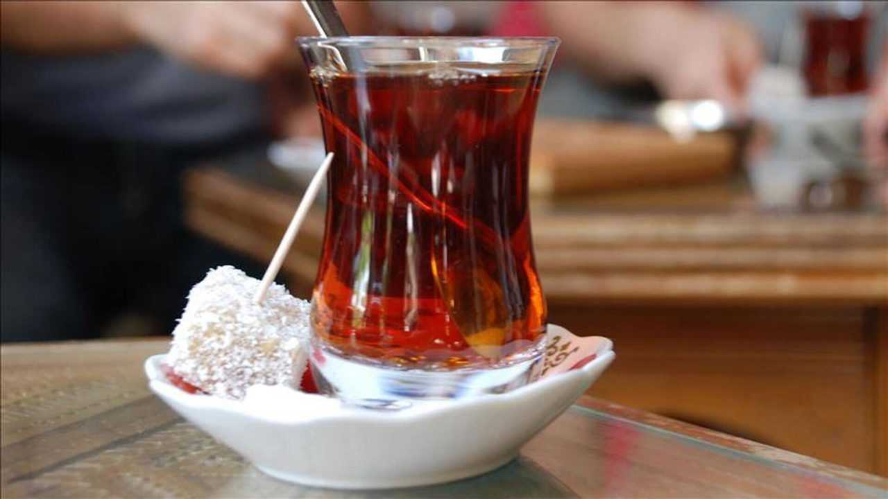 Bodrum’da Çayın Bedeli: Harcama Limiti Tepki Çekiyor 2 Bodrumda Cayin Bedeli Harcama Limiti Tepki Cekiyor 2