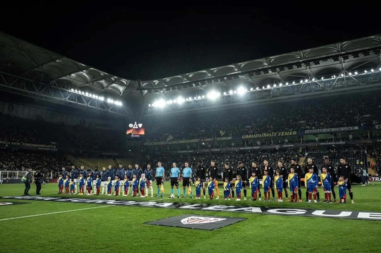 Fenerbahcede Erken Gol Soku Akaydine Tribunden Sert Tepki 4