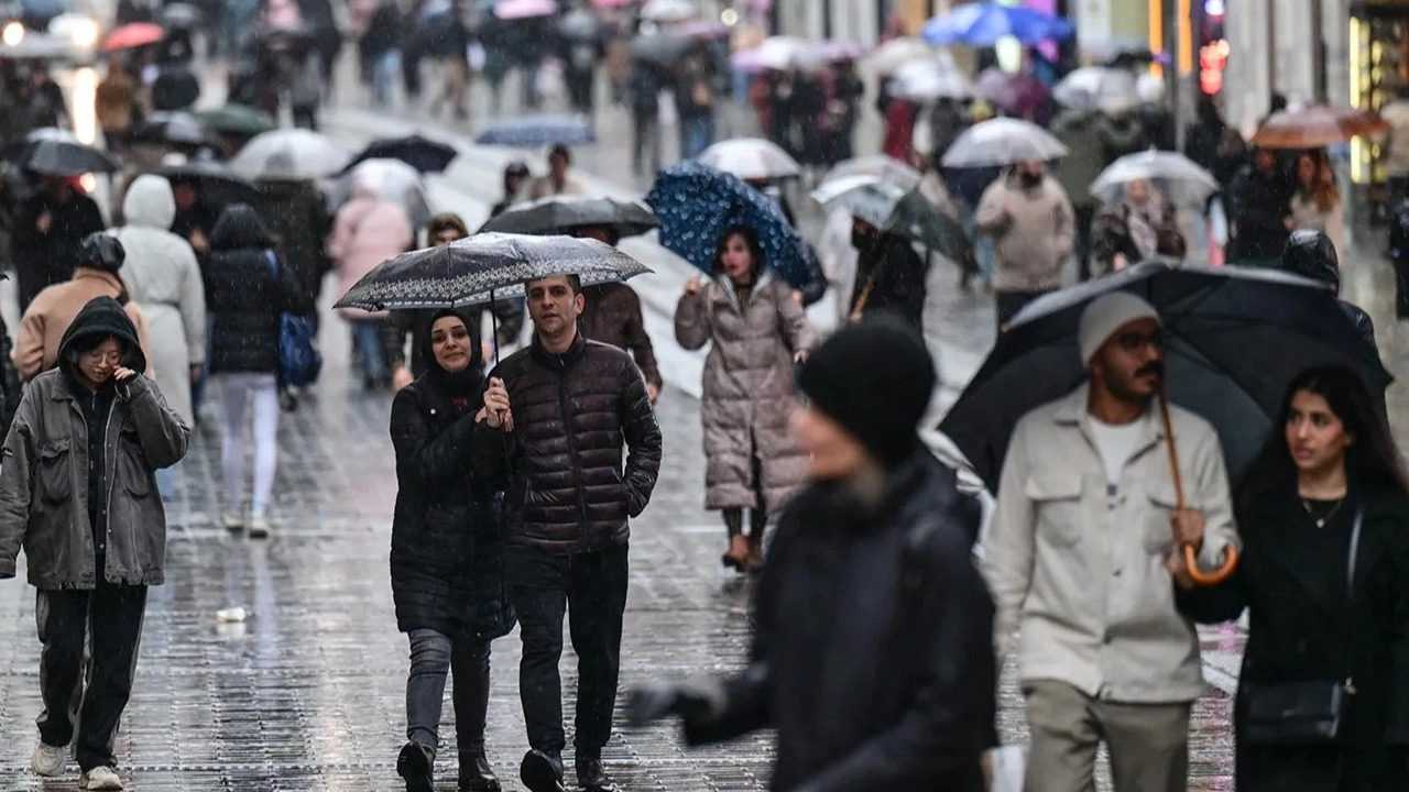 İstanbul'a Sağanak Yağış Uyarısı: 3 Gün Sürecek 1 Istanbula Saganak Yagis Uyarisi 3 Gun Surecek 1