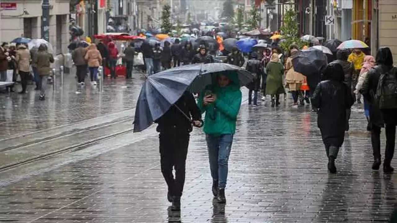 İstanbul'a Sağanak Yağış Uyarısı: 3 Gün Sürecek 2 Istanbula Saganak Yagis Uyarisi 3 Gun Surecek 2