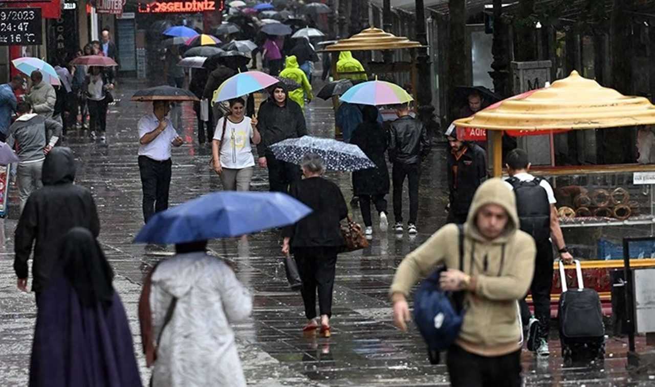 İstanbul'a Sağanak Yağış Uyarısı: 3 Gün Sürecek 3 Istanbula Saganak Yagis Uyarisi 3 Gun Surecek 4