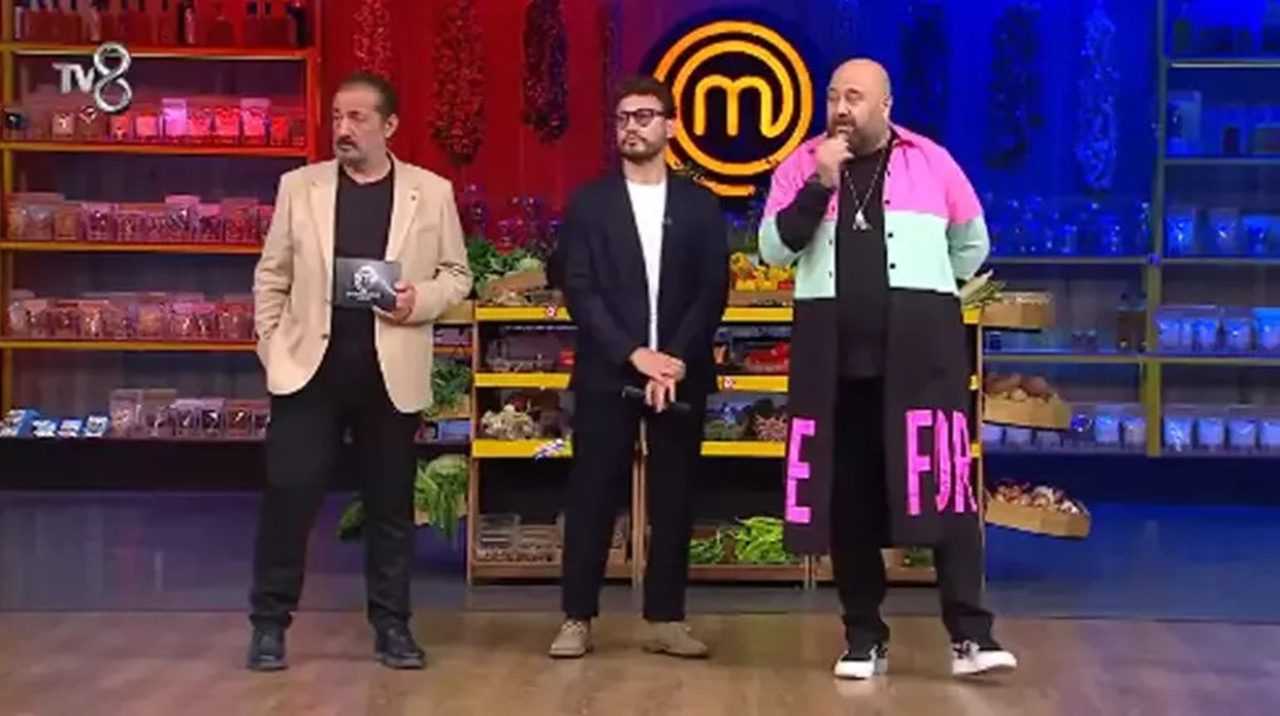 MasterChef’te Şok Gelişme: Kırmızı Takım Kazandı, Beyza Aday 2 MasterChefte Sok Gelisme Kirmizi Takim Kazandi Beyza Aday 3