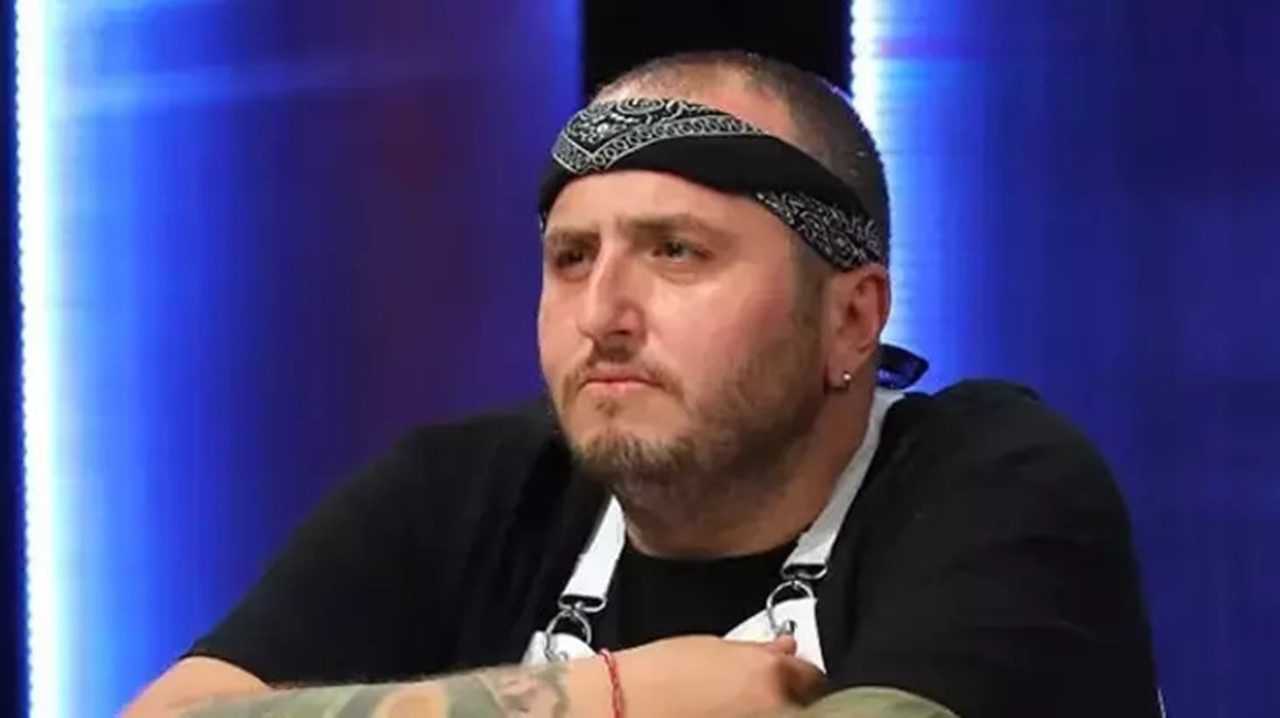 Masterchef'te Eleme Adayı Olan Kaan Acı Bir Olay Yaşadı 3 Masterchefte Eleme Adayi Olan Kaan Aci Bir Olay Yasadi 4