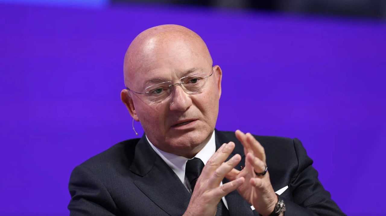 Milyar Dolarlık Sarsıntı: Zirveye Kim Yerleşti? 9 Milyar Dolarlik Sarsinti Zirveye Kim Yerlesti 10
