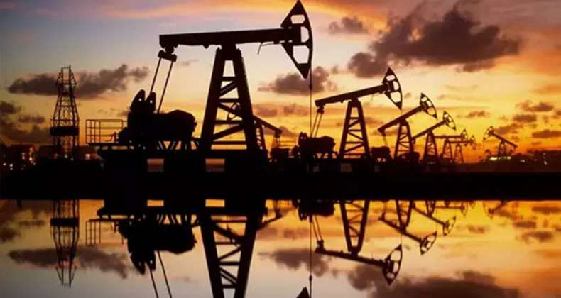 Petrol Fiyatlarında Hareketlilik Devam Ediyor