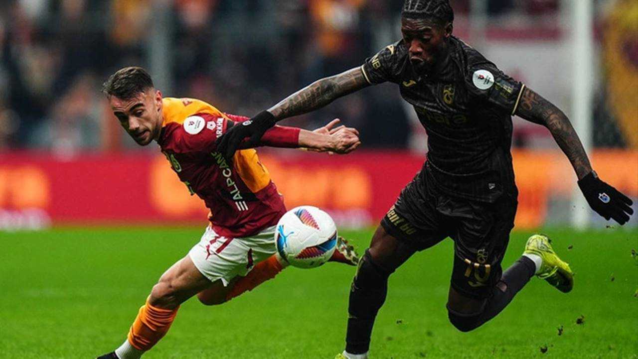 Skandal Hakem Kararlarıyla Çalkalanan Maç 1 Skandal Hakem Kararlariyla Calkalanan Mac 1