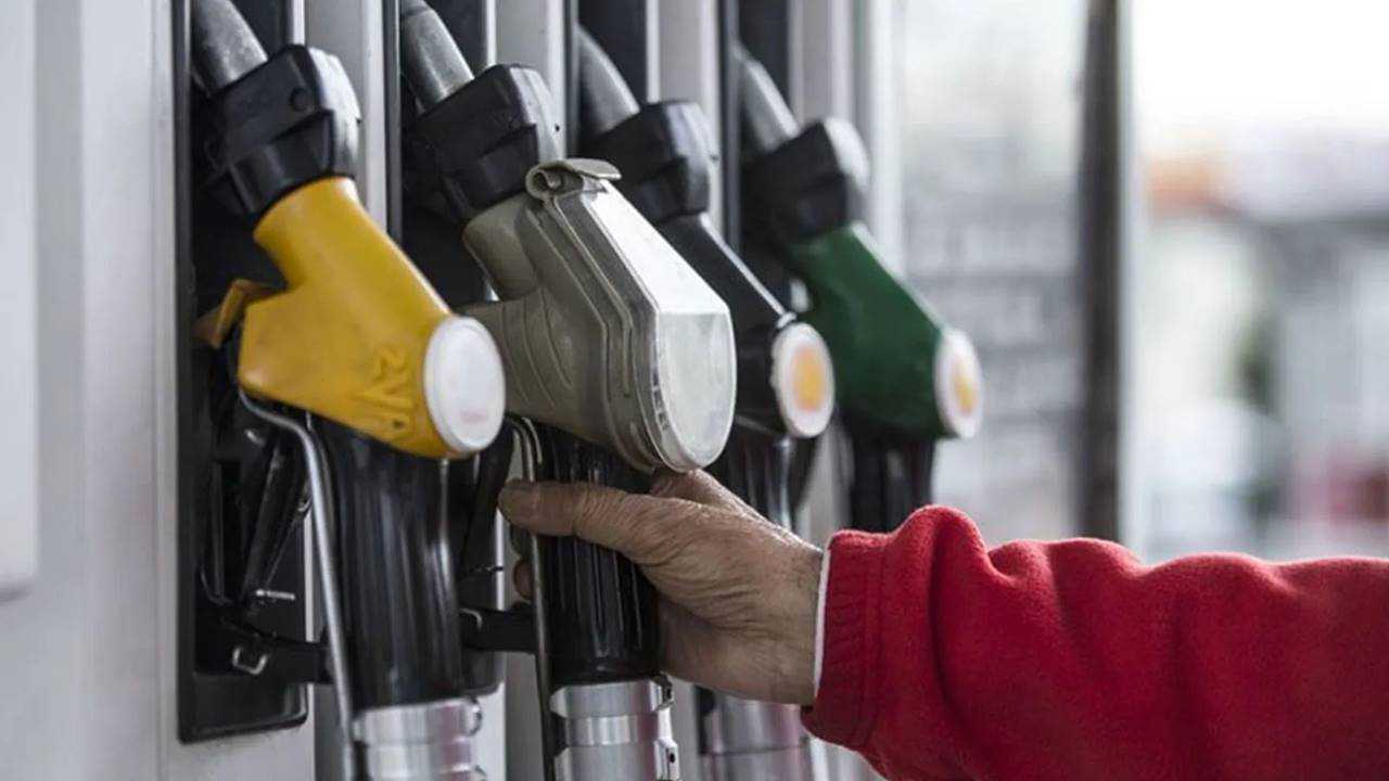 Akaryakıtta Şehir Farkları: Fiyatlar Nerede Daha Yüksek? 2 Akaryakitta Sehir Farklari Fiyatlar Nerede Daha Yuksek 3