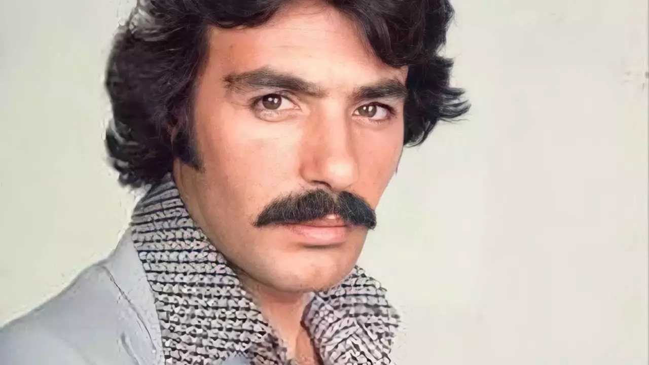Arabesk Efsanesi Ferdi Tayfur Hayatını Kaybetti 3 Arabesk Efsanesi Ferdi Tayfur Hayatini Kaybetti 4