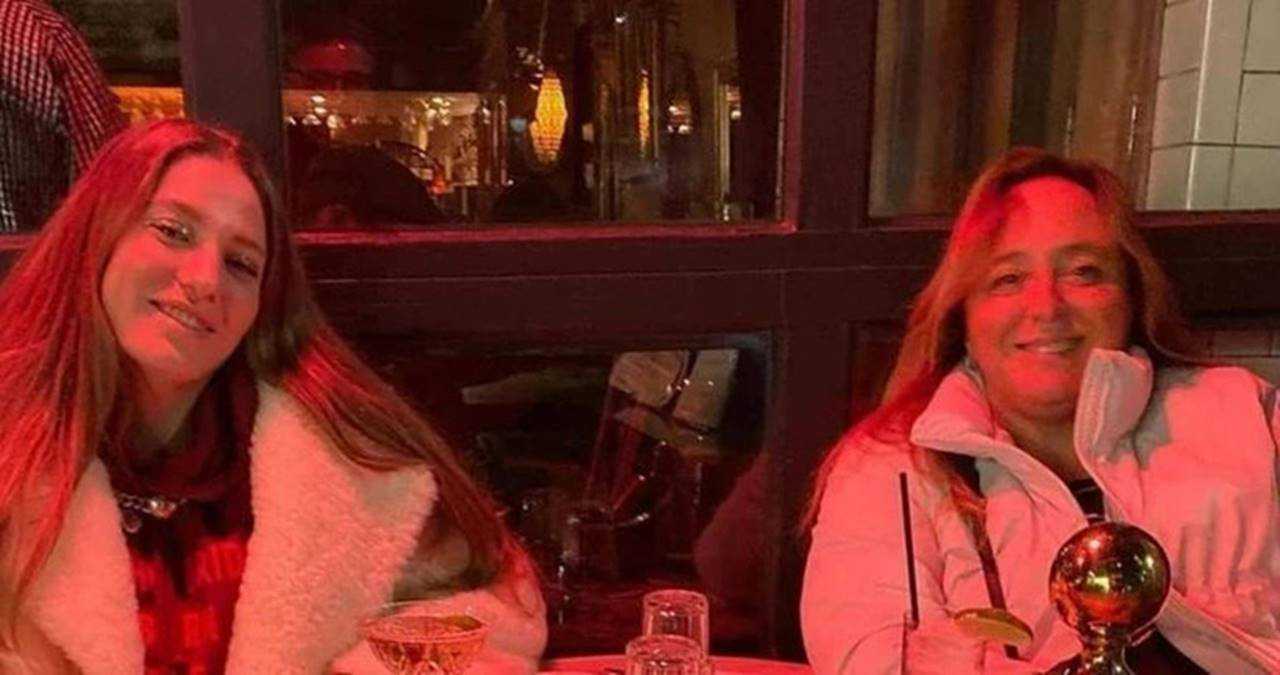 Ayşe Barım ve Serenay Sarıkaya'dan Şok İddialar 1 Ayse Barim ve Serenay Sarikayadan Sok Iddialar 2