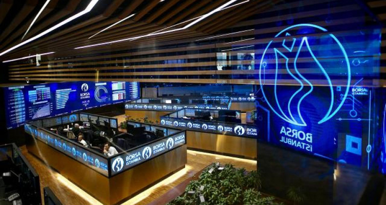 BIST 100 Yükseldi, Bankacılık Zirveye Yerleşti