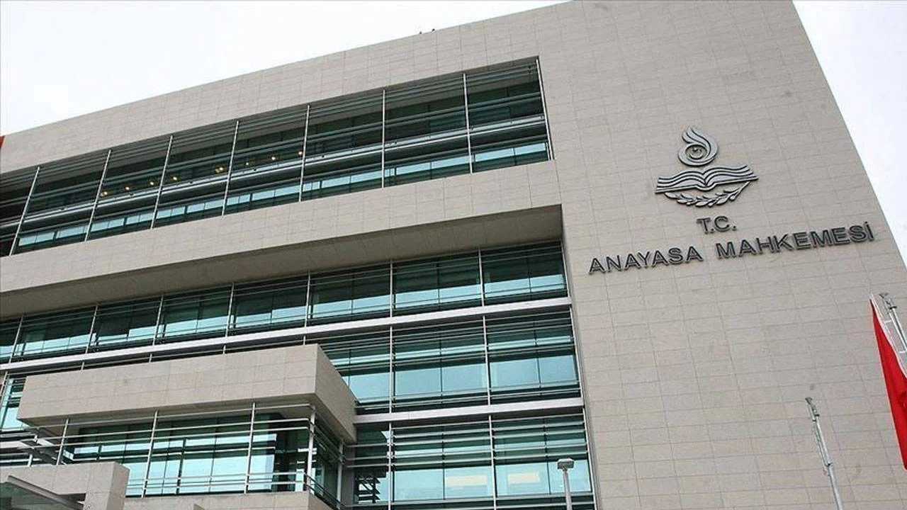 CHP Anayasa İçin Hukuki Mücadeleye Başladı 1 CHP Anayasa Icin Hukuki Mucadeleye Basladi 2