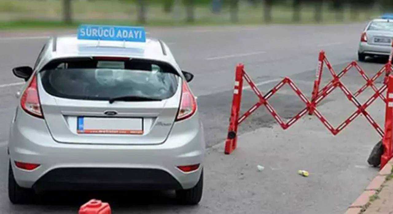 Direksiyon Sınavı ve Ehliyet Ücretlerine 2025 Zammı 1 Direksiyon Sinavi ve Ehliyet Ucretlerine 2025 Zammi 2