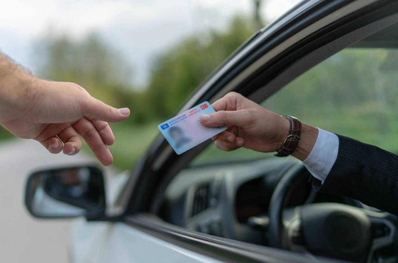 Direksiyon Sınavı ve Ehliyet Ücretlerine 2025 Zammı 4 Direksiyon Sinavi ve Ehliyet Ucretlerine 2025 Zammi 5