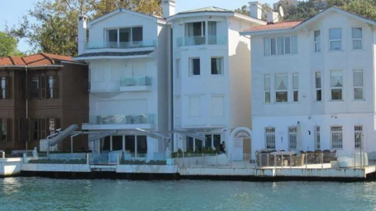 Ebru Gündeş'in Kızı Alara'ya Milyonluk Miras 3 Ebru Gundesin Kizi Alaraya Milyonluk Miras 3