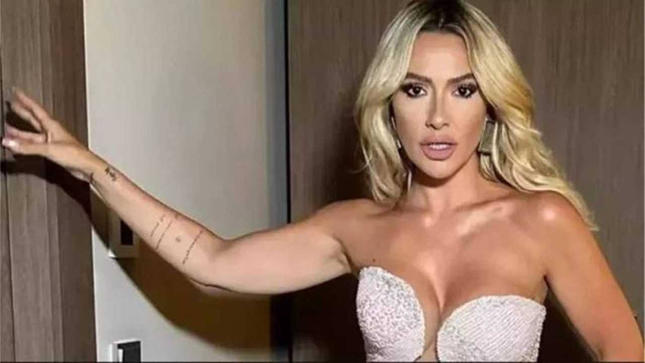 Hadise, Eski Sevgilisi ve Magazin Programlarına Dava Açtı 5 Hadise Eski Sevgilisi ve Magazin Programlarina Dava Acti 6